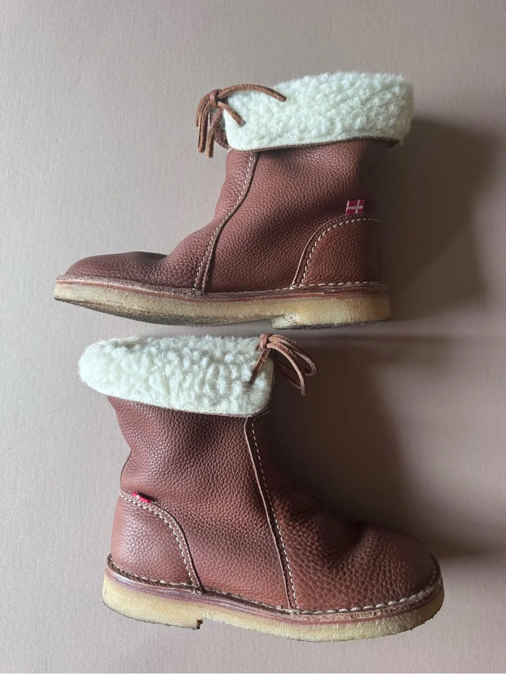 Women’s Arhus Duckfeet USA Pebbled Leather Wool Lined Boots